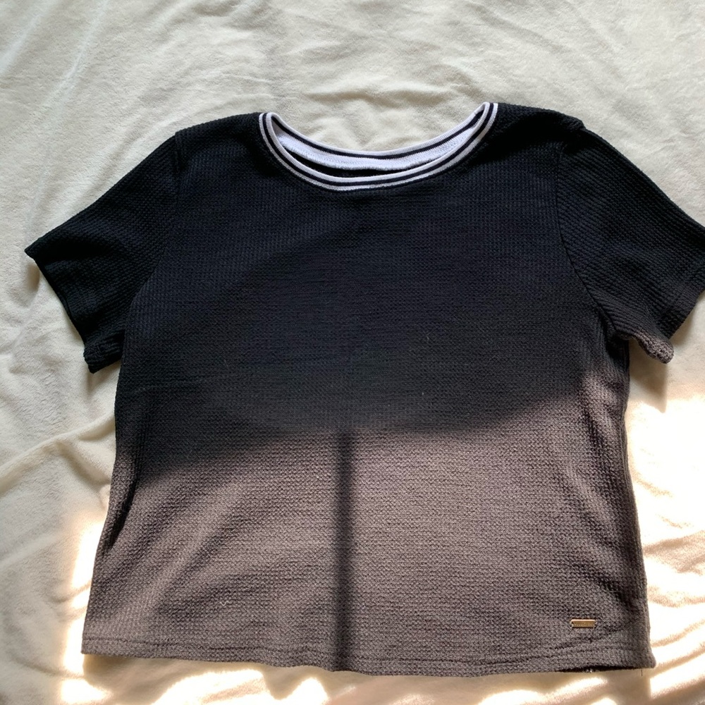 Hollister T-Shirt